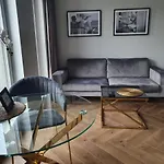 Sokolska 30 Towers -parking- New- Lux- Sauna- Gym- And Good View Appartamento