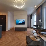 Sokolska 30 Towers: Luxe With Panoramic Views *