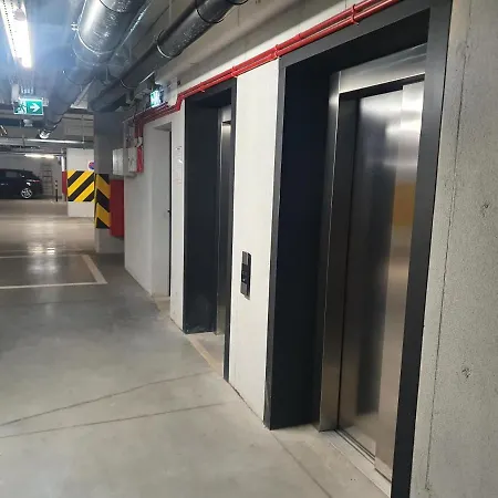 Sokolska 30 Towers Apartments -Parking- New- Lux- Sauna- Gym- And Good View Apartmán Katovice