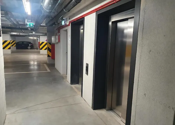 Sokolska 30 Towers -parking- New- Lux- Sauna- Gym- And Good View شقة كاتوفيتسه