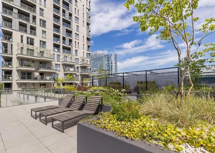 Sokolska 30 Towers -parking- New- Lux- Sauna- Gym- And Good View