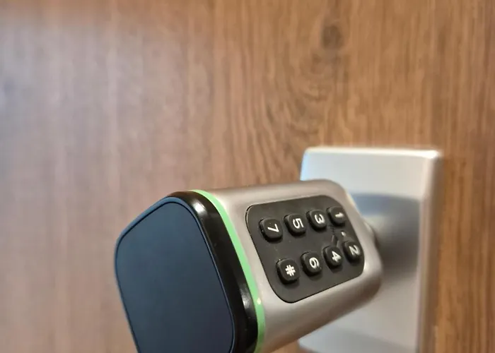 شقة Sokolska 30 Towers -parking- New- Lux- Sauna- Gym- And Good View *